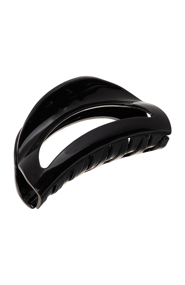 Belle Cutout Curve Jaw