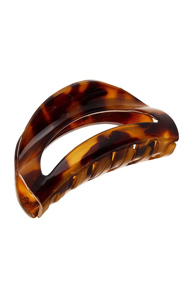 Belle Cutout Curve Jaw