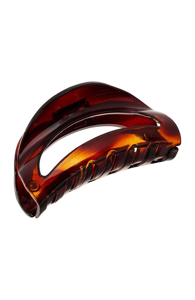 Belle Cutout Curve Jaw