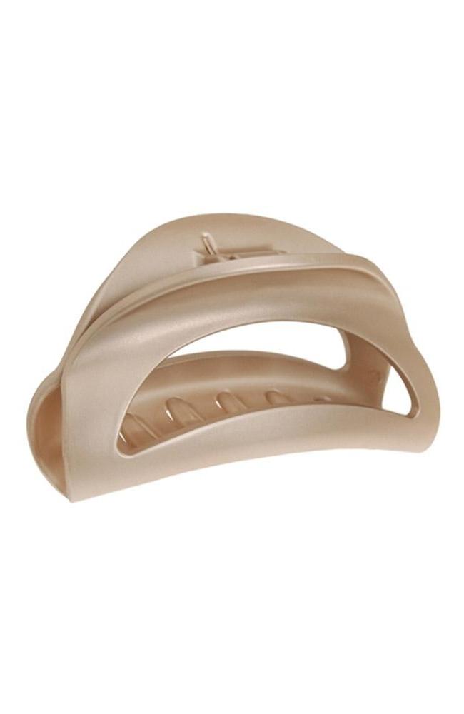 Belle Large Cutout Curve Jaw