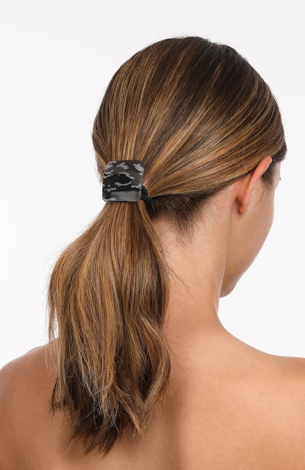 Curved Square Pony - Camo