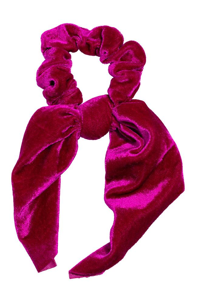 Velvet Tailed Scrunchie